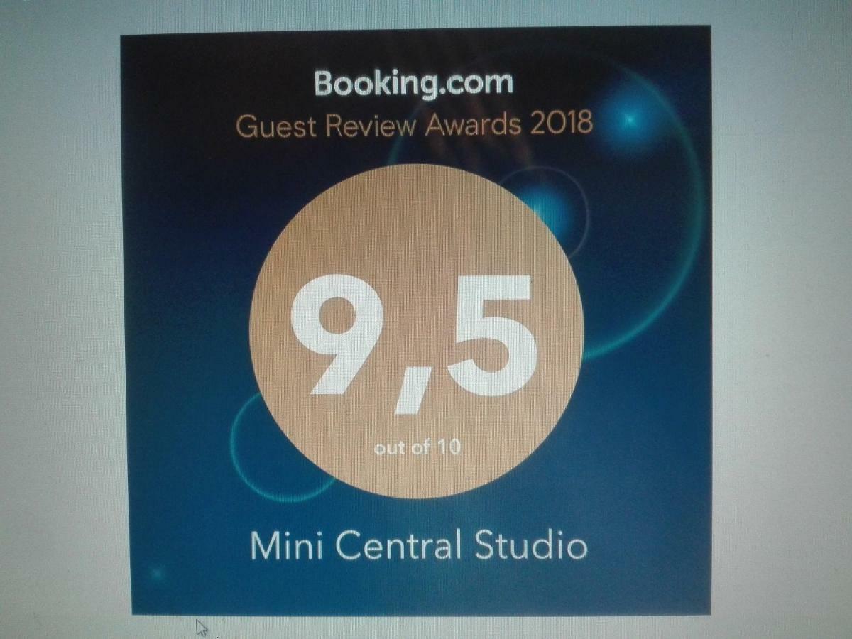 Mini Central Studio Thessaloniki Exterior photo