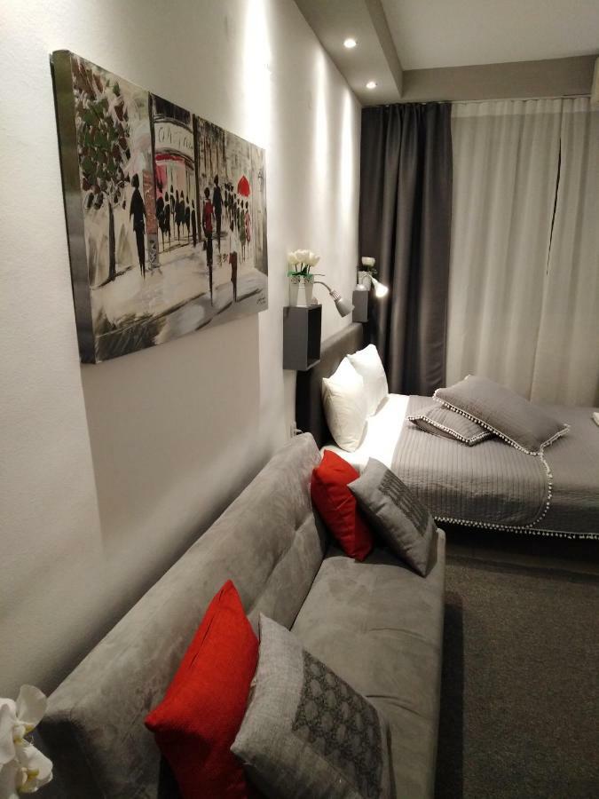 Mini Central Studio Thessaloniki Exterior photo